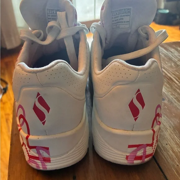 Skechers White and Pink Heart Sneakers - Picture 2 of 4